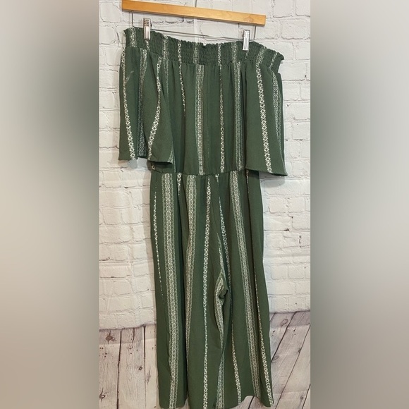 Bailey Blue Womens Size Medium Off Shoulder Sage Green & White Tie Front Jumper - Picture 5 of 9